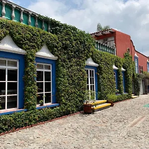  Hotel Meson Yollotl